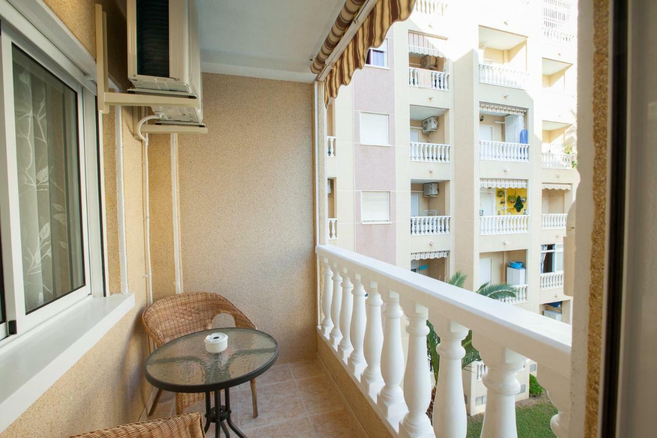 Apartment On San Julian Torrevieja Exterior foto